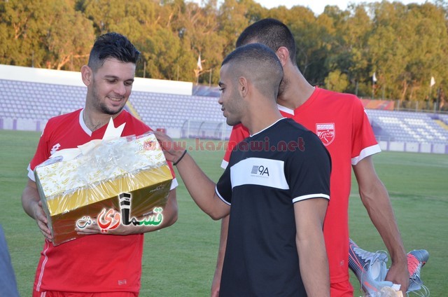  فيديو: إدارة الوحدة تحتفل واللاعبين بعيد الأضحى .. ويؤكدون  الان جاء وقت العمل والعطاء على ارض المسطح الأخضر 